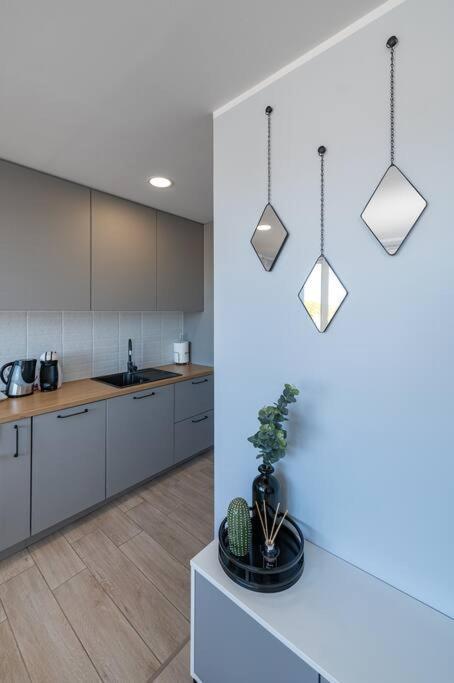 Central 2 Bd Apartment By Hostlovers 카우나스 외부 사진
